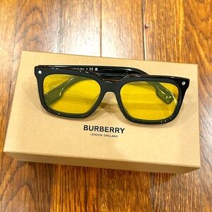 Burberry Black/Yellow Unisex Sunglasses 56mm-New with Tags and Accessories